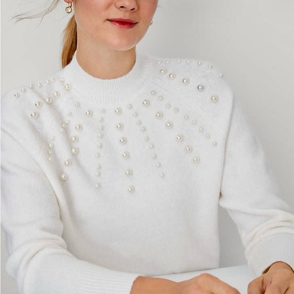 Ann Taylor medium Pearlized Mock Neck Sweater NWT - Picture 2 of 4